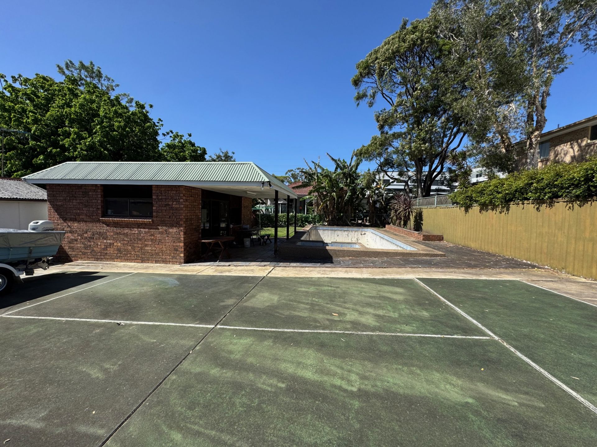 18 Dameeli Avenue Kirrawee NSW, Kirrawee - Thumbnail 2