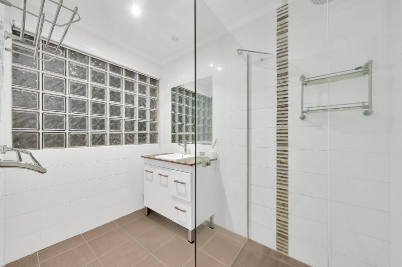 4 Exton Close, Epping