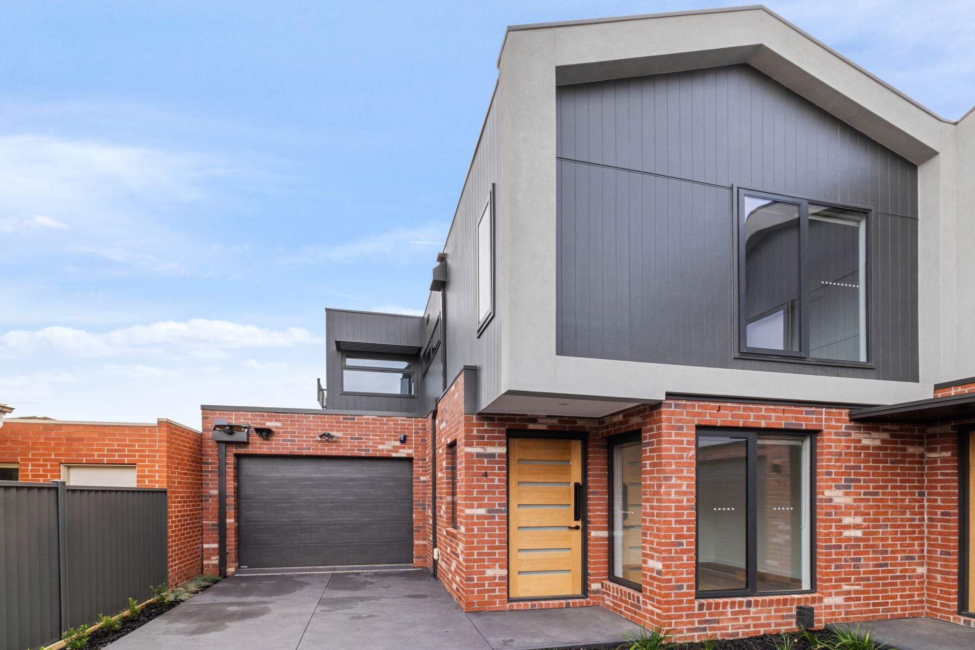 Contemporary Style, Effortless Living & Prime Reservoir Location