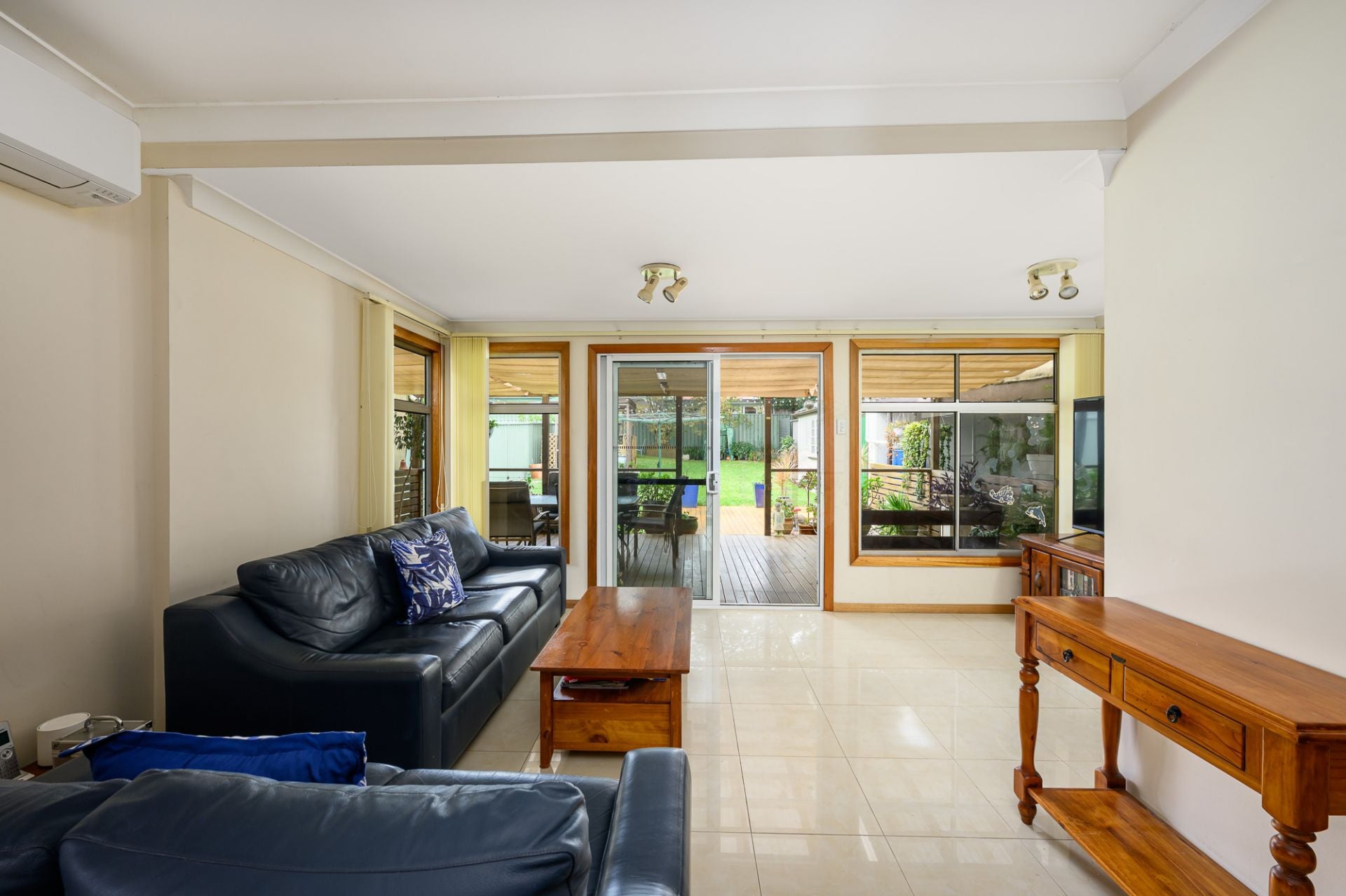 9 Rowland Street Revesby NSW, Revesby - Thumbnail 2