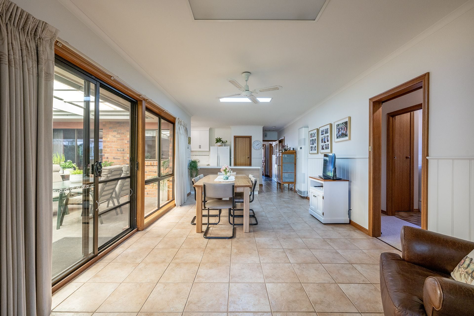 14 Barnes Boulevard Horsham VIC, Horsham - Thumbnail 5