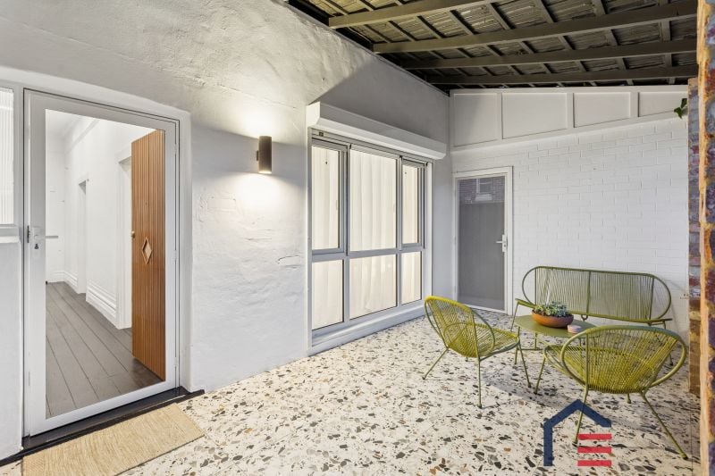 140A Seventh Avenue, Inglewood