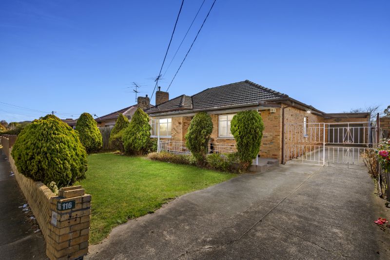 116 Alexander Avenue, Thomastown