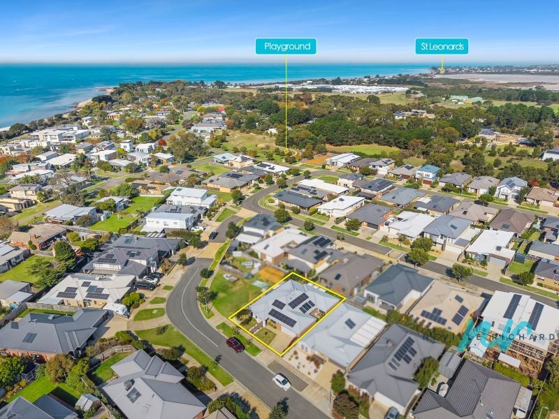 8 Seacombe Way Indented Head VIC, Indented Head - Image 1