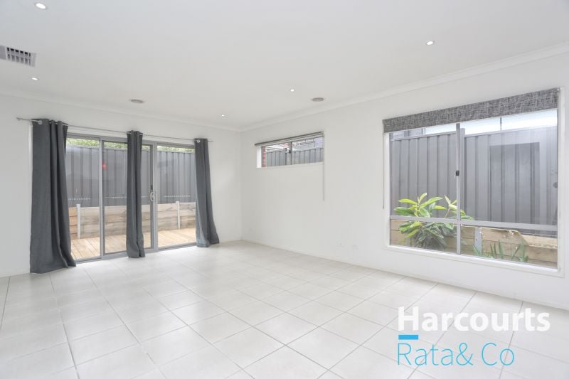 14 Erindale Rise, Mernda