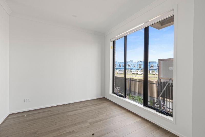 10 Earthshine Walk, Wollert