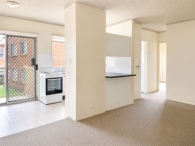 Ambarvale 19/1 Lavinia Place