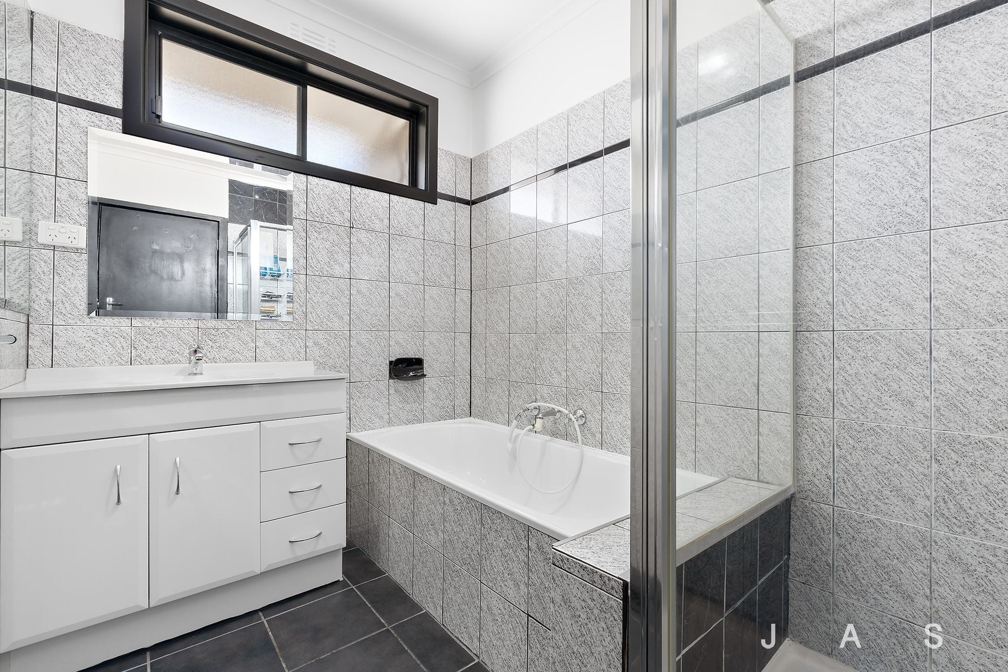 22 Neal Court Altona North VIC, Altona North - Thumbnail 6