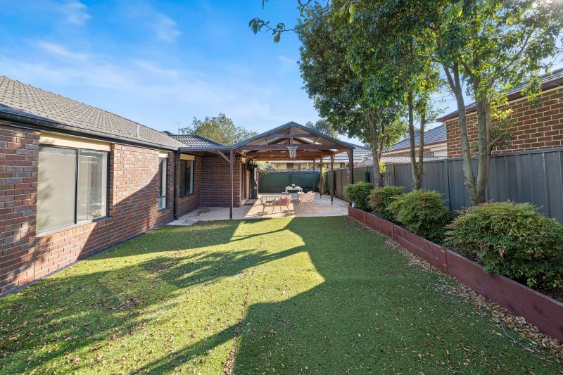 10 Lancely Green, Caroline Springs