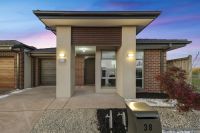 38 Moroak Crescent, Clyde North VIC