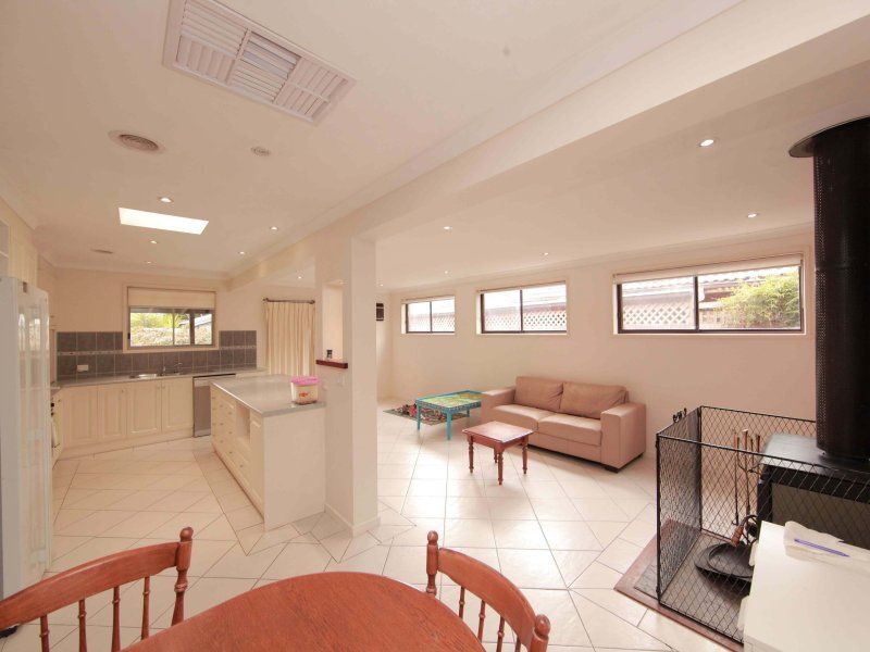 4 Brendan Street MERNDA, Mernda - Thumbnail 6