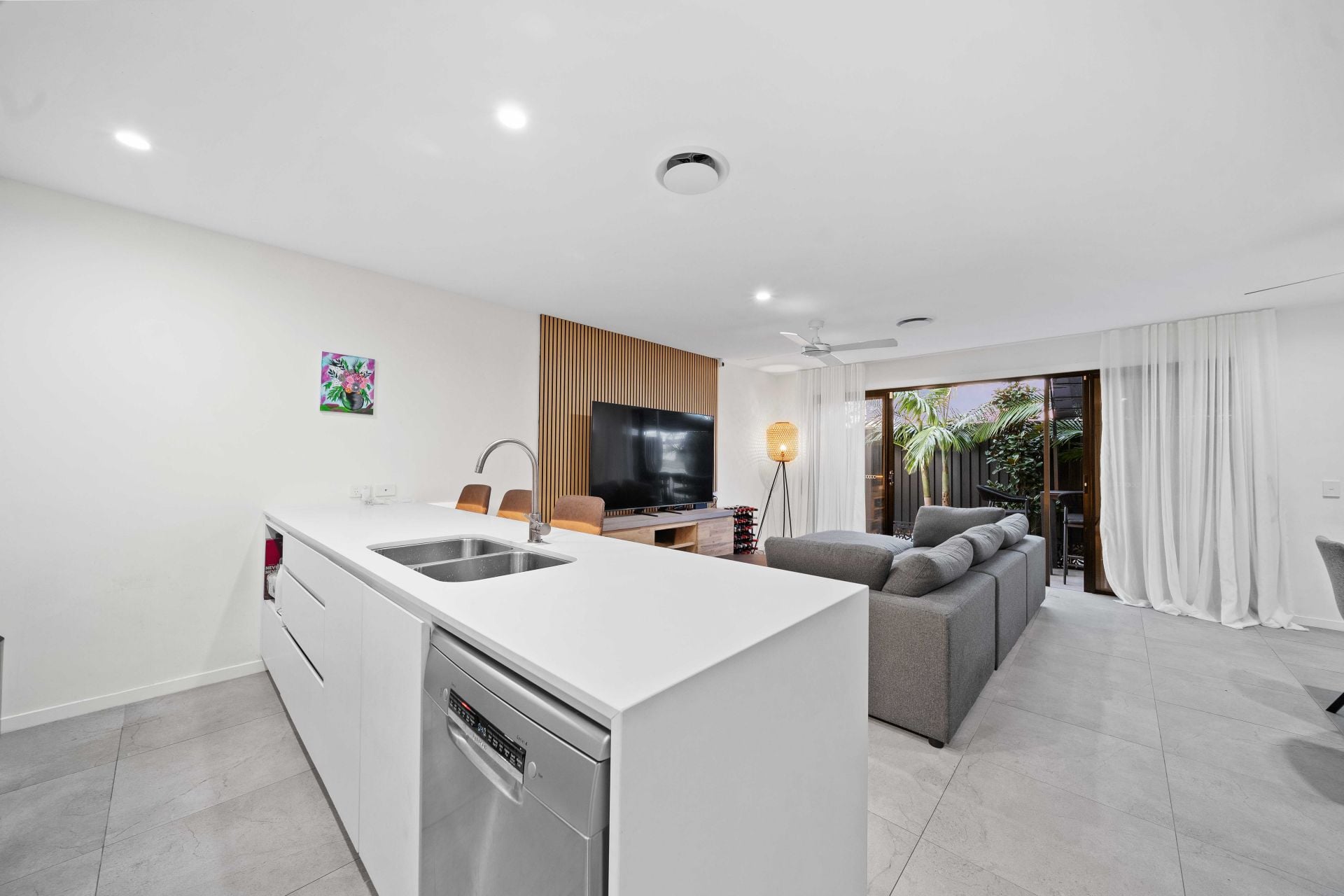 19/35 Grant Avenue, Hope Island QLD 4212, Hope Island - Thumbnail 6