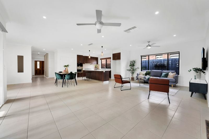 15 Tourmaline Drive, Epping