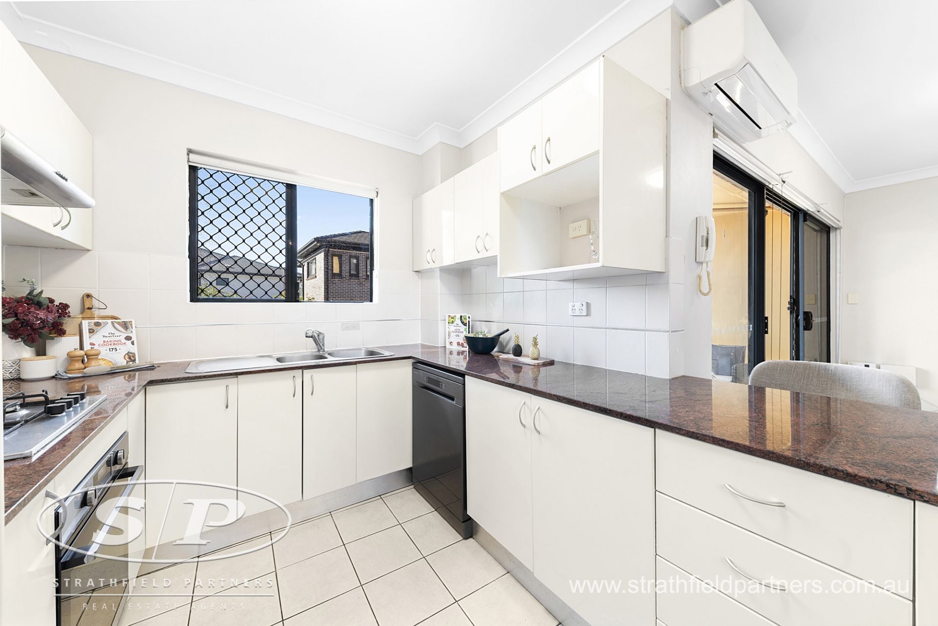 1/10 Belleverde Avenue, Strathfield, Strathfield - Thumbnail 5