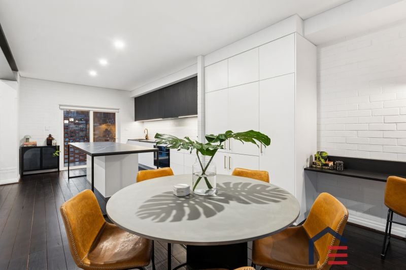 140A Seventh Avenue, Inglewood