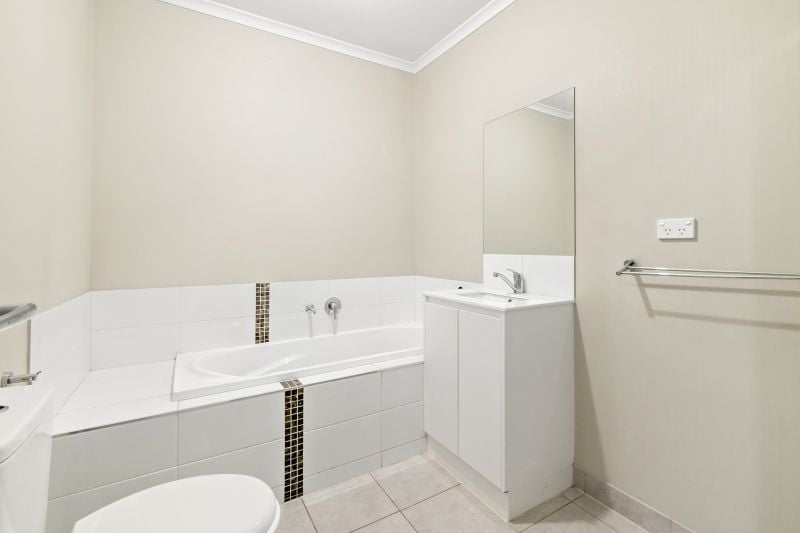 11 Iceberg Drive, Mernda