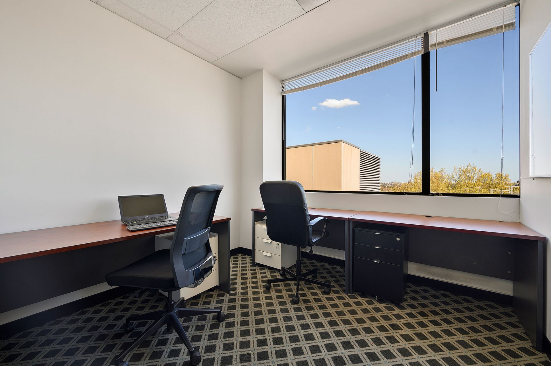 Affordable Office with Melbourne Skyline Views