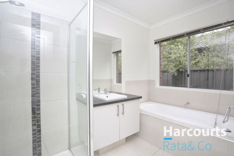 14 Erindale Rise, Mernda