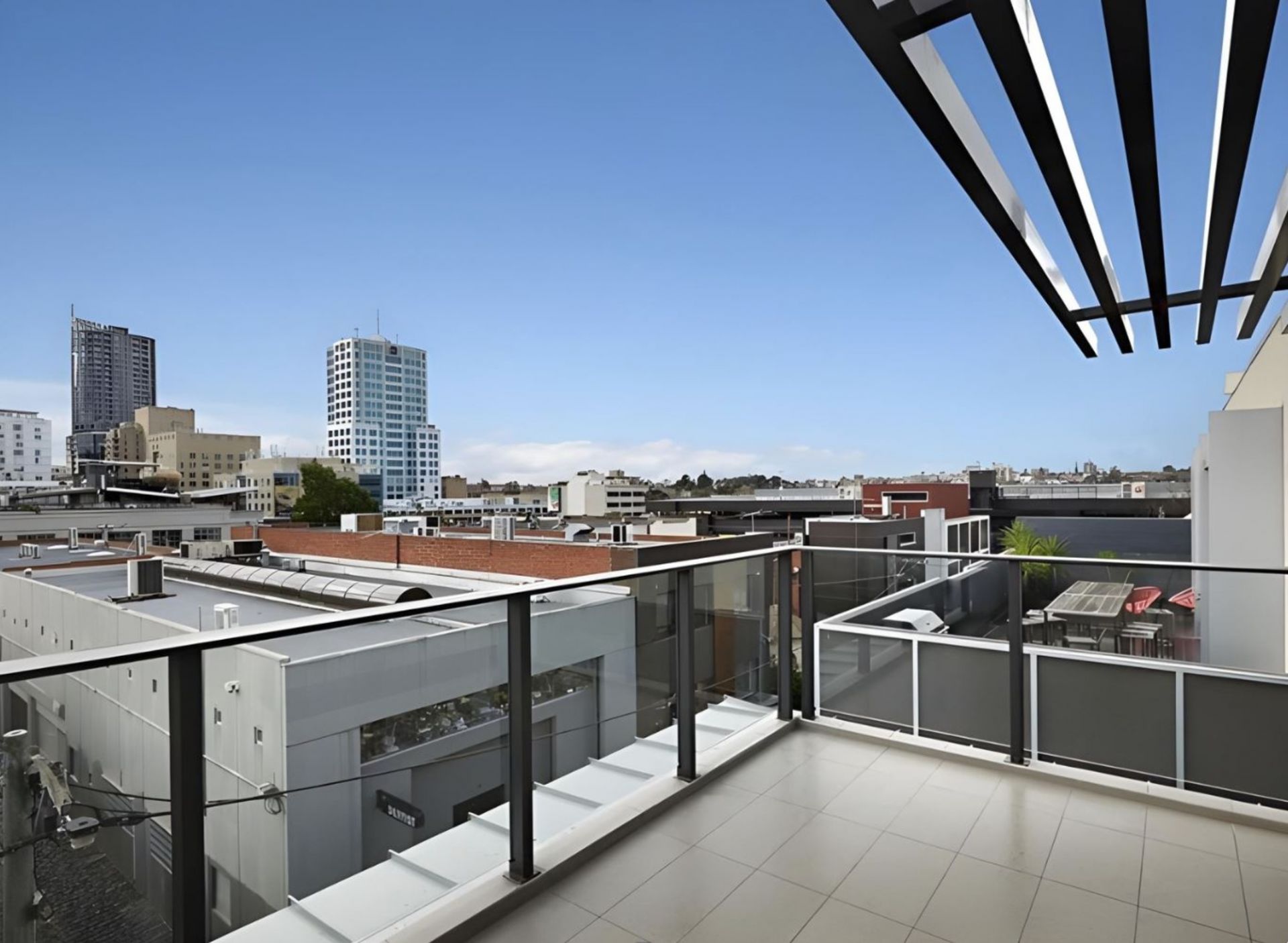 301/8 Bond Street, South Yarra, South Yarra - Thumbnail 6