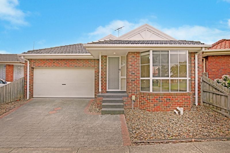 98 Manning Clark Road, Mill Park