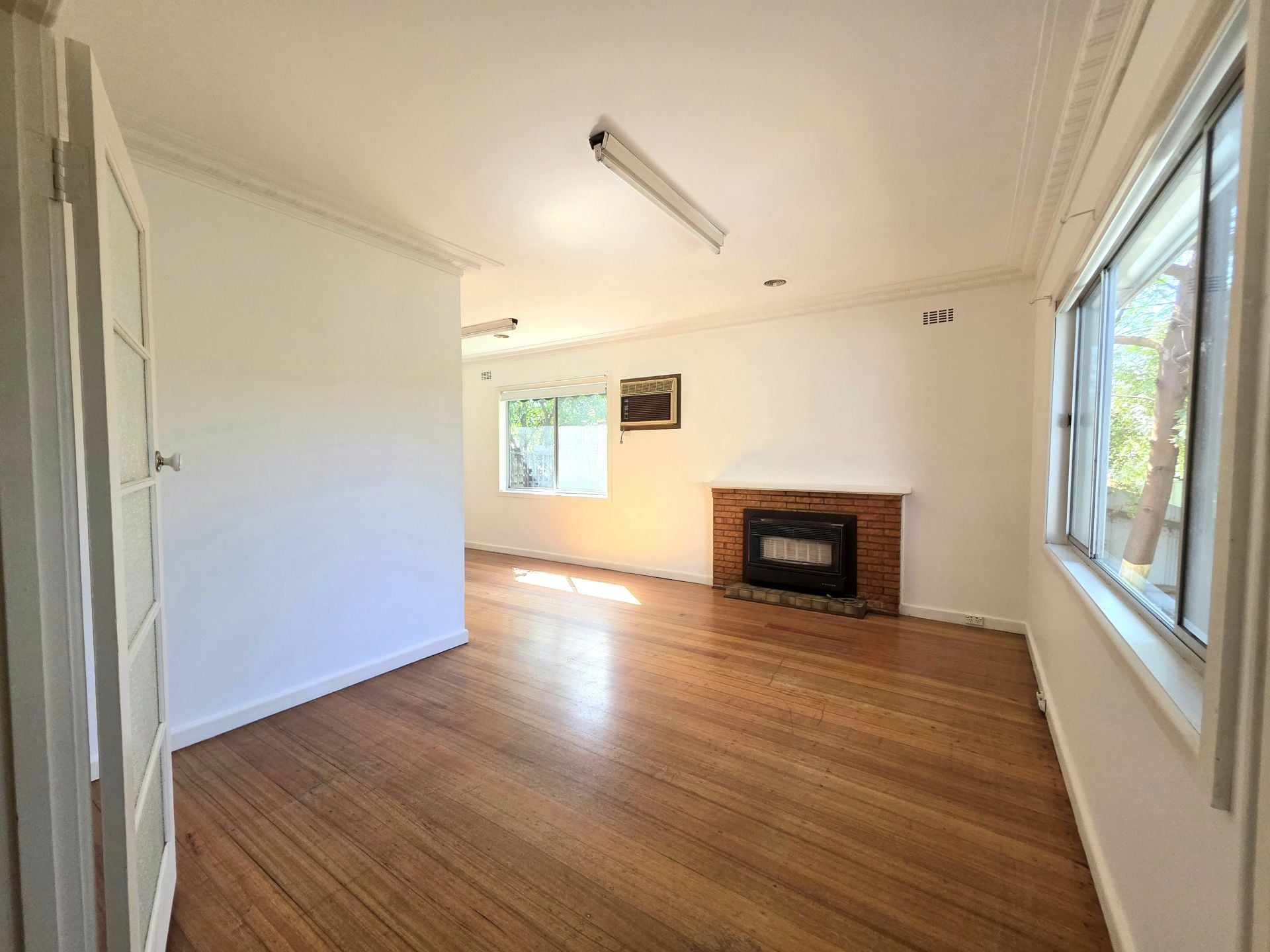 79 Civic Parade, Altona - Thumbnail 4