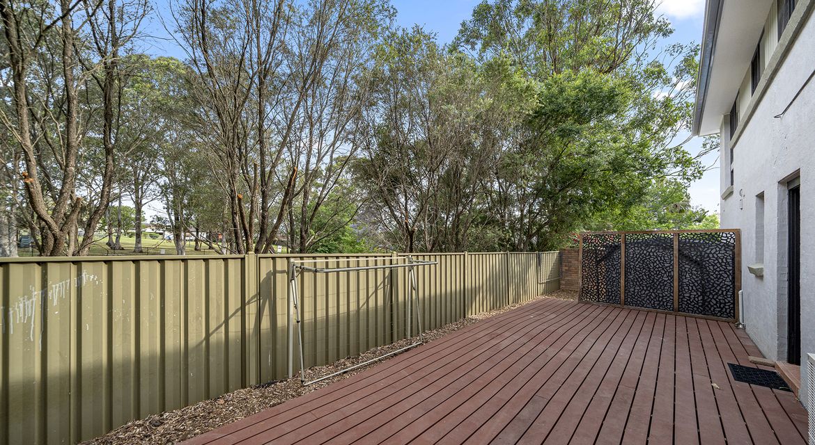 Riverstone 40 Oleander Crescent