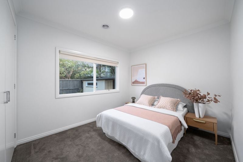 70 Ernest Jones Drive, Macleod