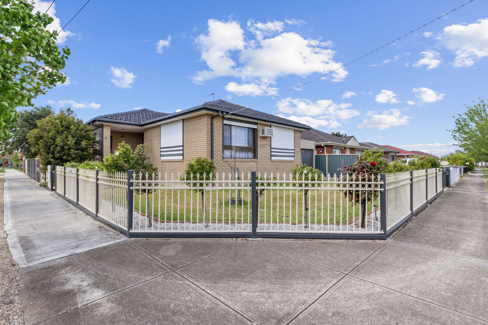 Spacious Family Living in a Prime Location