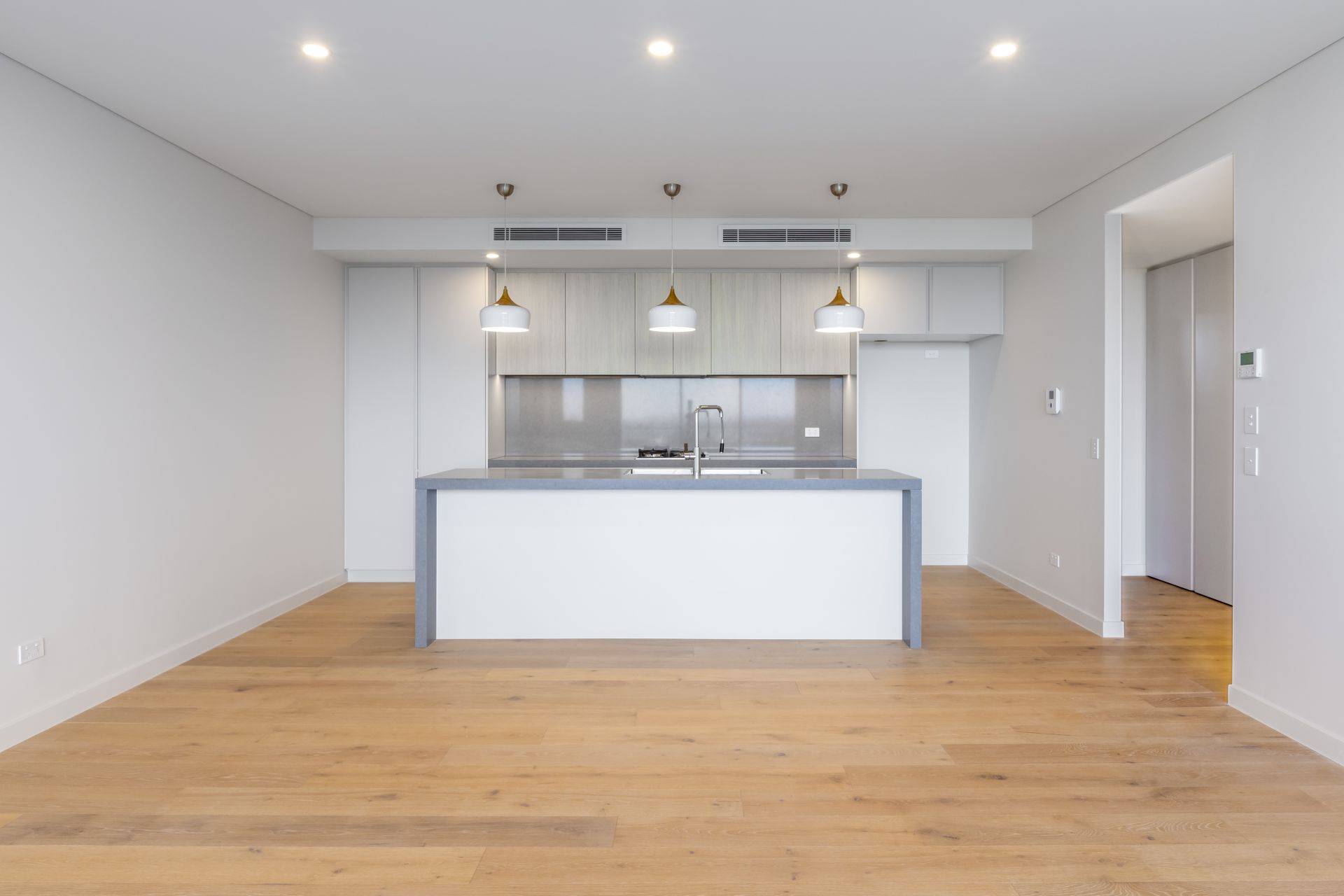 507/416 Kingsway, CARINGBAH, Caringbah - Thumbnail 3