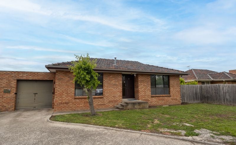 16/12A Vasey Avenue, Lalor