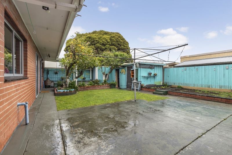 95 Spring Street, Thomastown