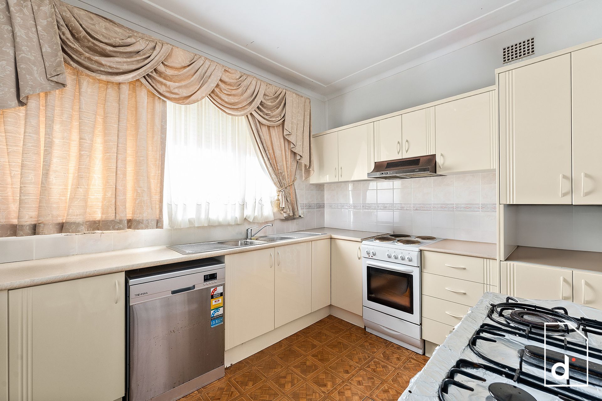 14 Lemrac Avenue, Corrimal NSW