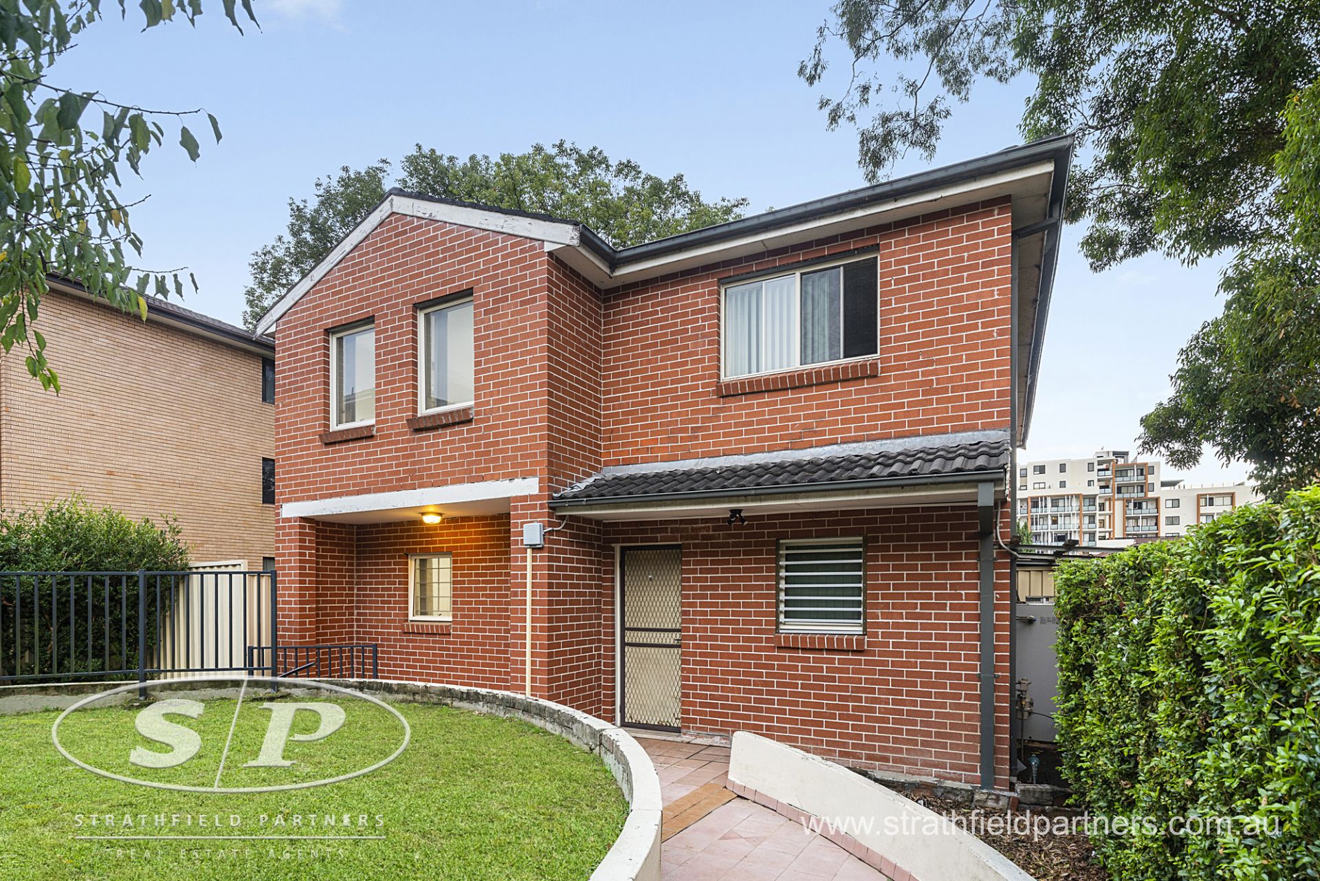 4/2 Meredith Street, Homebush, Homebush - Thumbnail 2