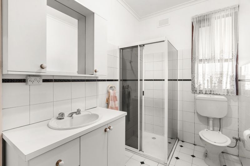 376 Station Street, Lalor