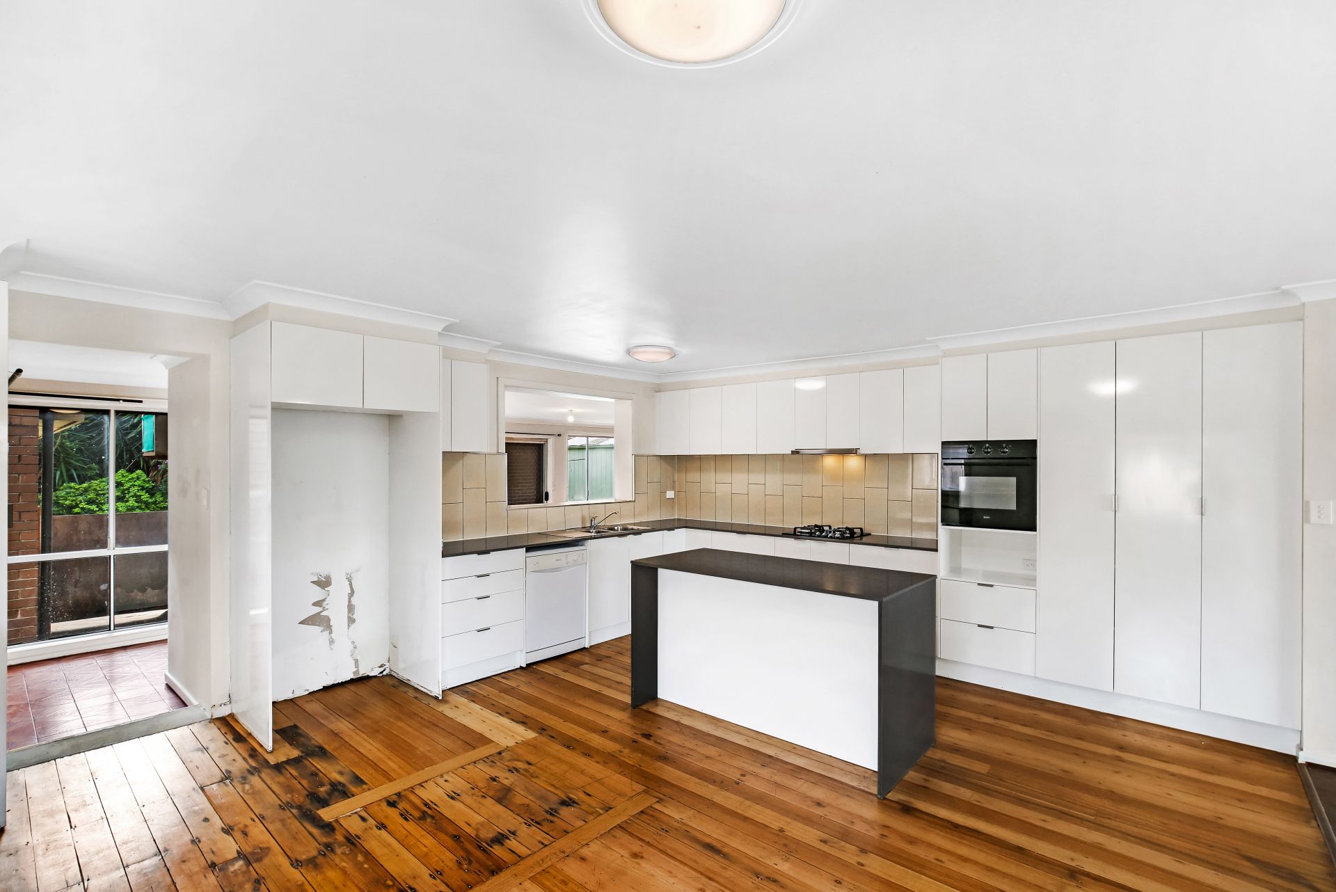 Spacious & Inviting 3-Bedroom Family Home