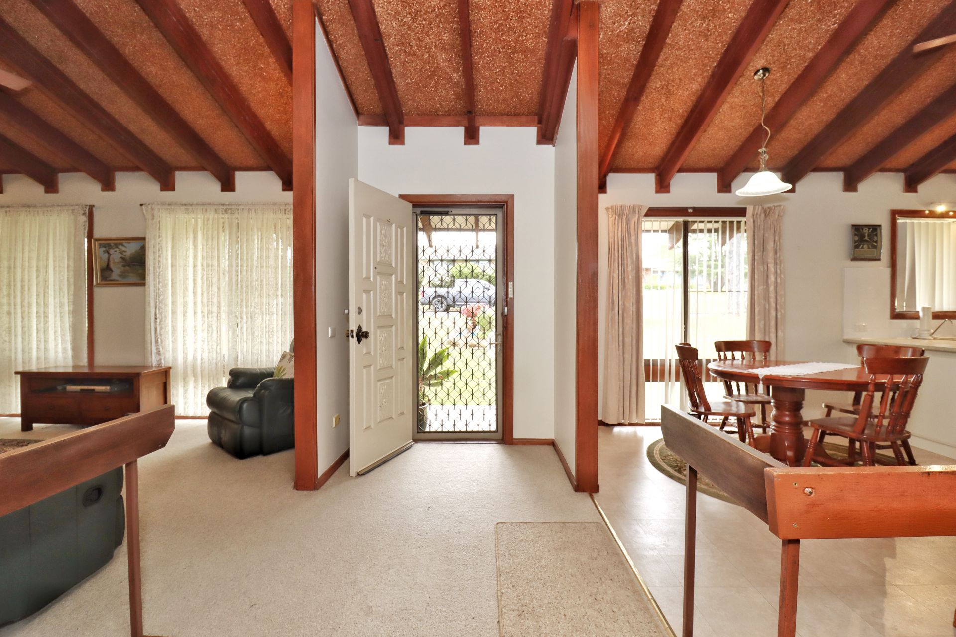 6 Taronga Drive, COWRA, Cowra - Thumbnail 3