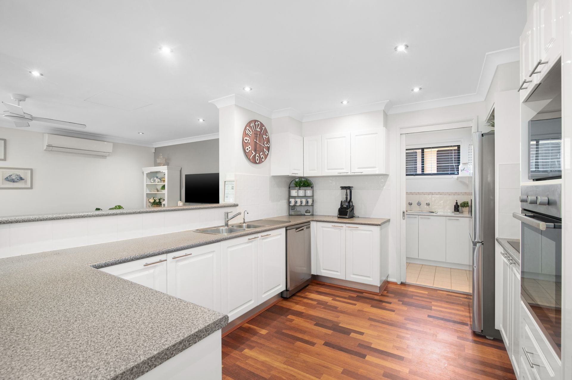 4 Patrick Street Bateau Bay NSW, Bateau Bay - Thumbnail 2