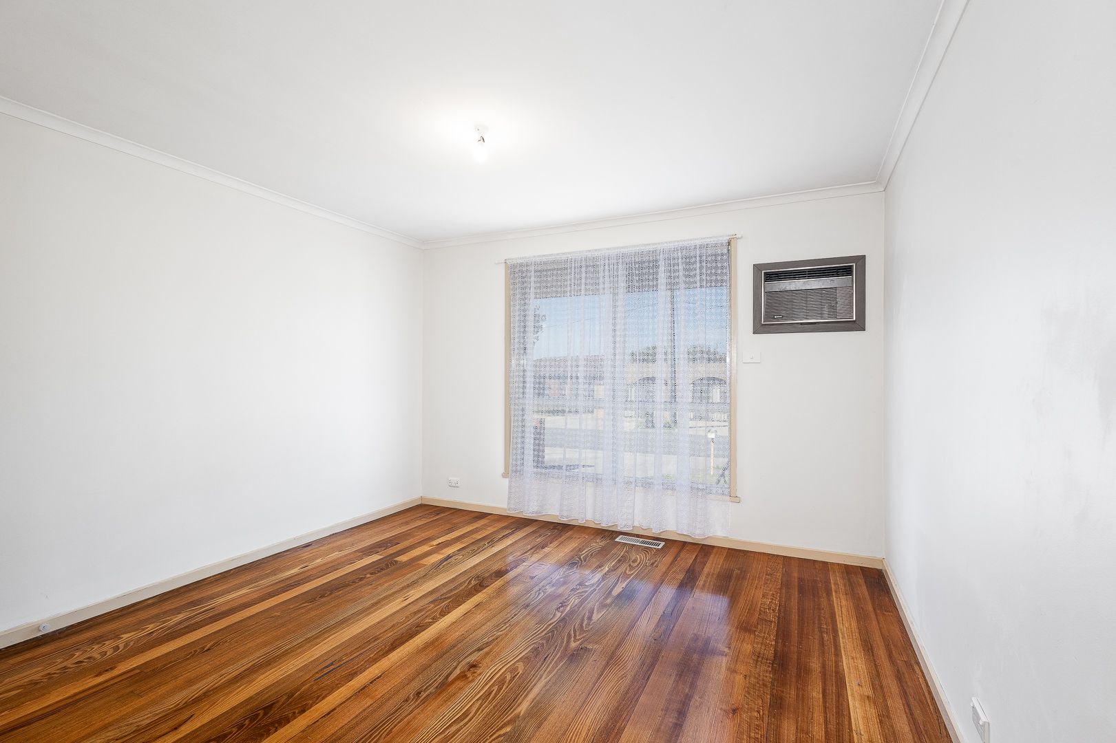 3 Bedroom Family Home