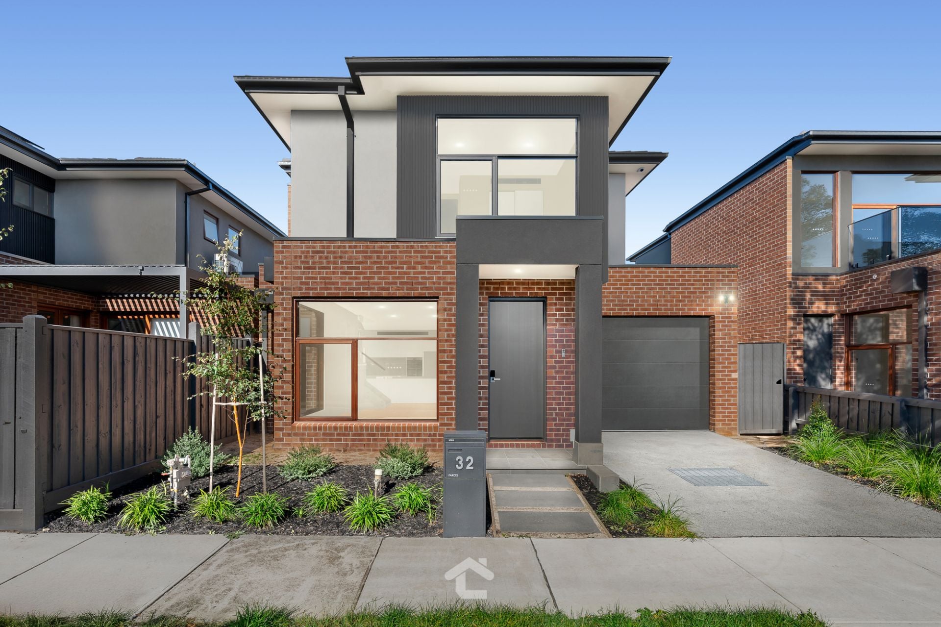 32 Donald Road BURWOOD VIC, Burwood - Image 1