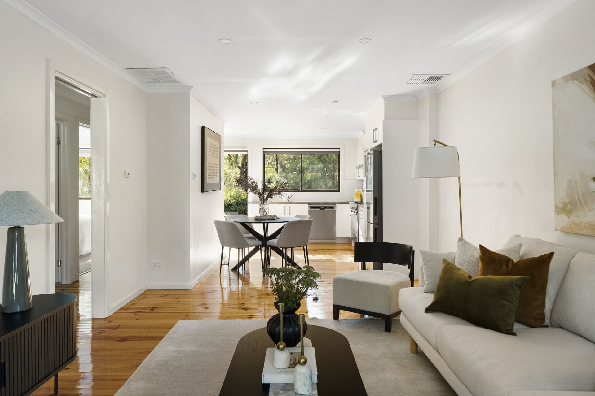 4/37 Williams Road, Blackburn, Blackburn - Thumbnail 2