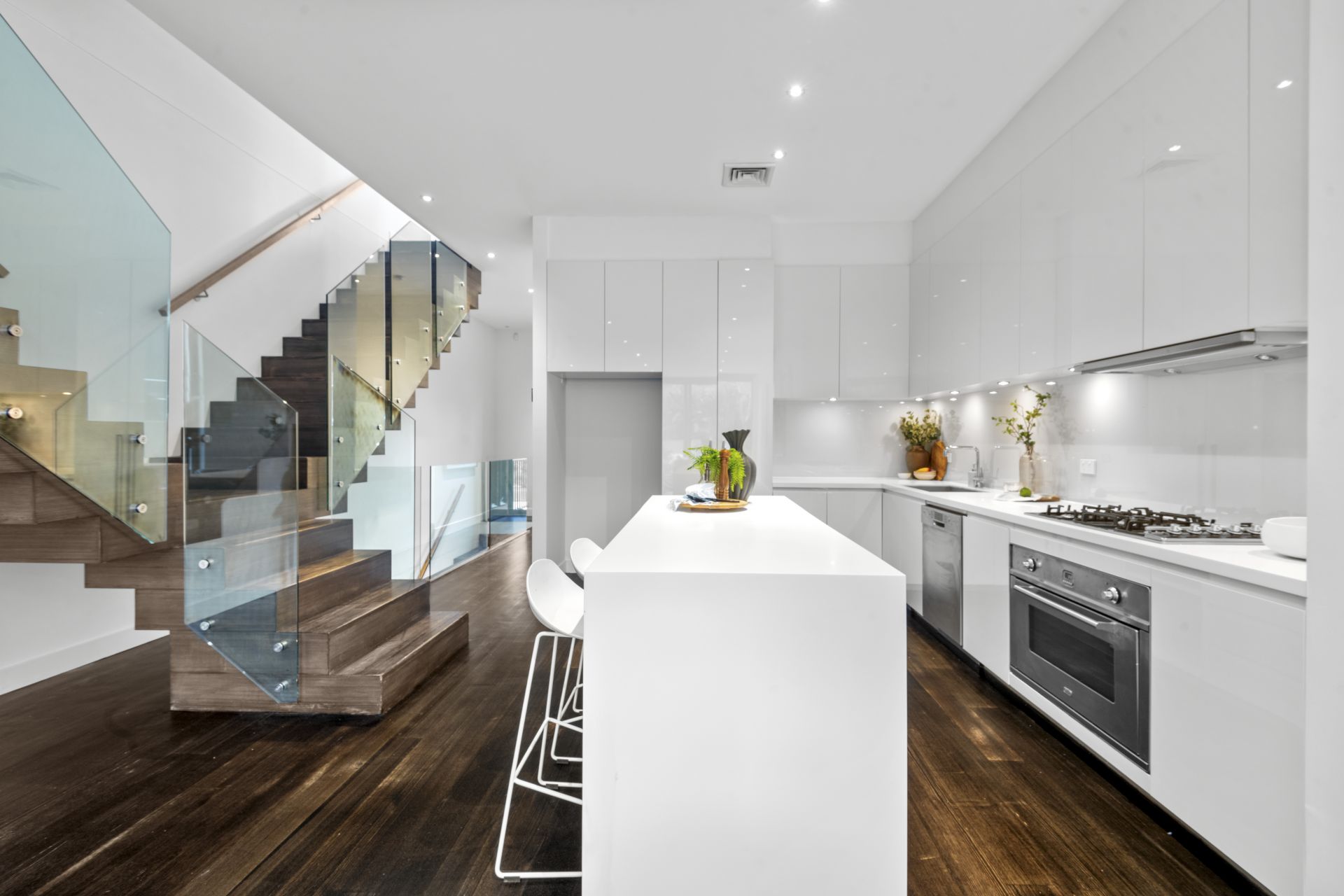 Large Terrace Living Near Merri Creek