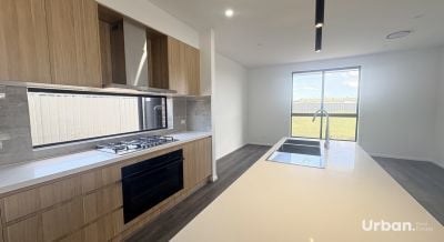 Lochinvar 48 Caputar Way