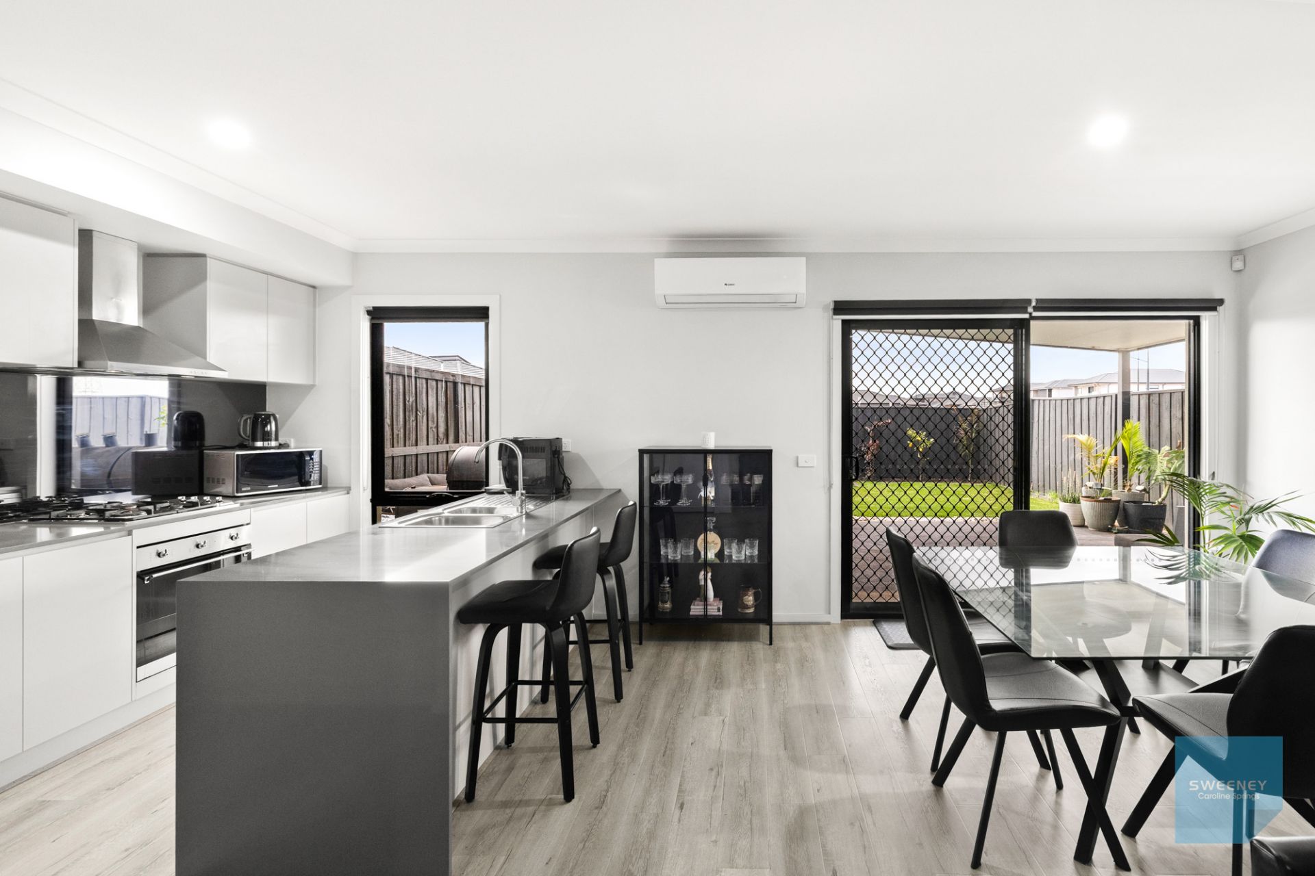 25 Cetona Street, Fraser Rise - Thumbnail 5