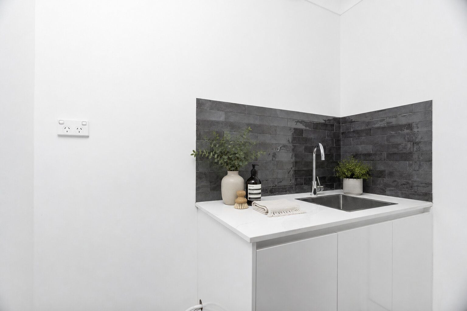 Stylish Low Maintenance Living In A Prime Preston Location