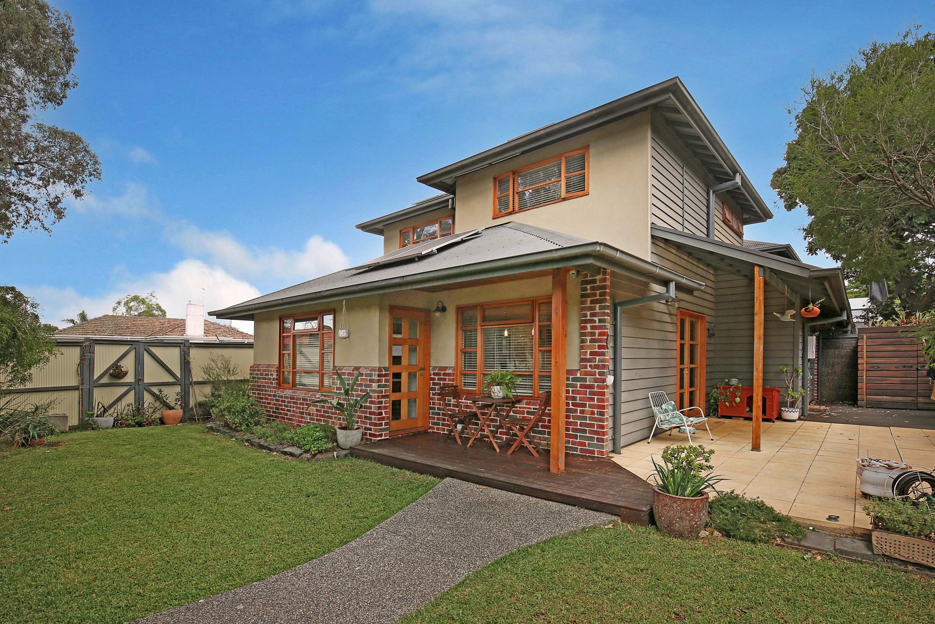 A place to call home! 2 bed 2 Bath!