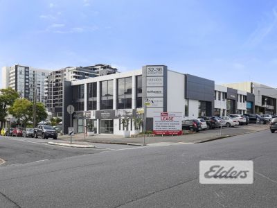 PROMINENT CORNER - OFFICE/ SHOWROOM - JAMES ST PRECINCT!