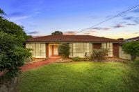1 Essex Court, Epping