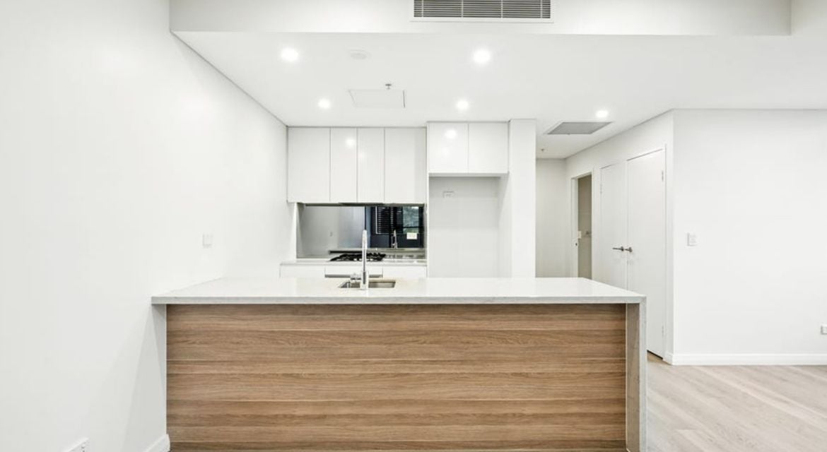 Ryde B5206/16 Constitution Road