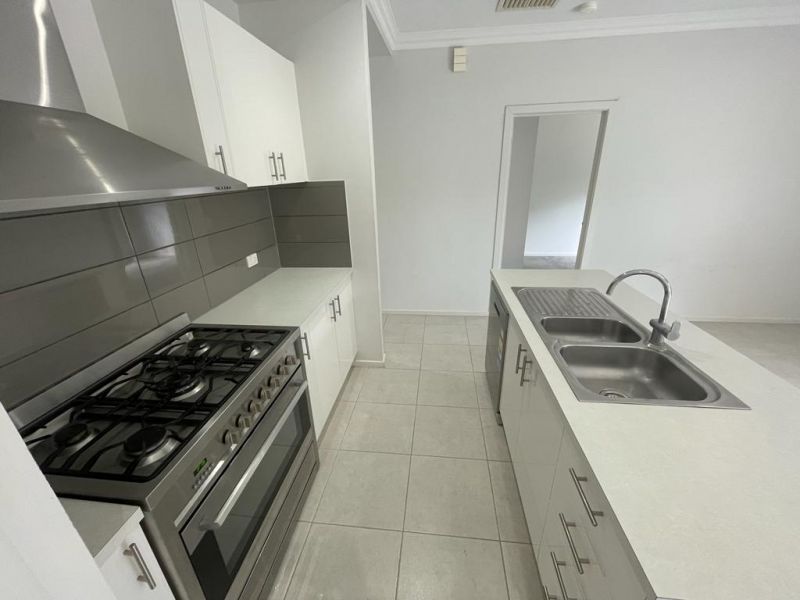 2/54 Victoria Street, Altona Meadows - Thumbnail 4