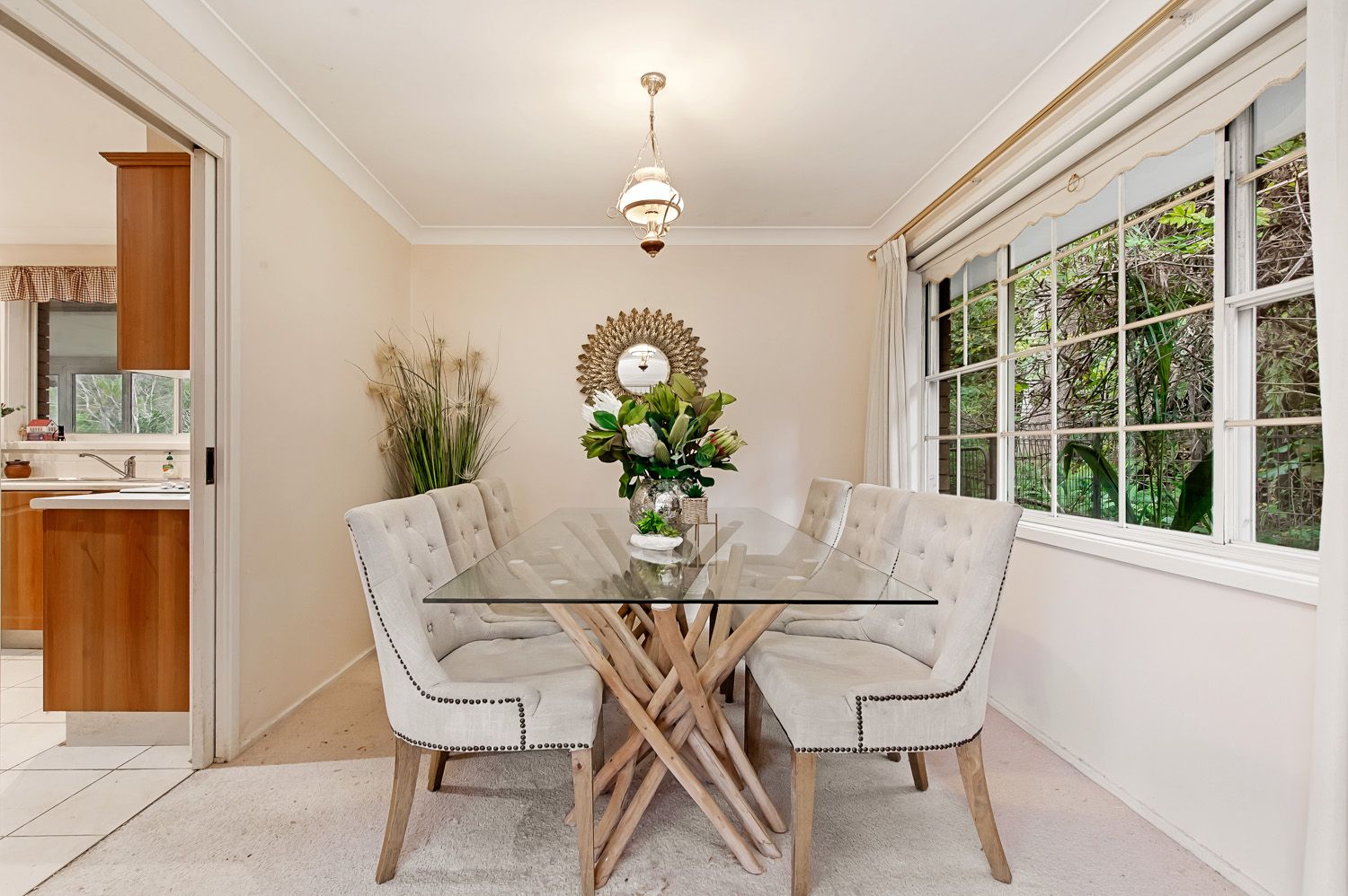 27 Gleneagles Crescent, Hornsby, Hornsby - Thumbnail 4